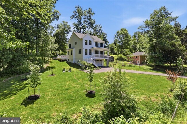 Building Photo - 15717 Tierra Dr