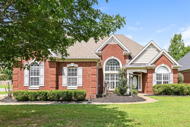 Building Photo - 4869 Rosebrook Cir E