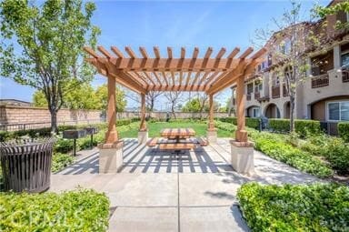 Building Photo - 22919 Mariposa Ave