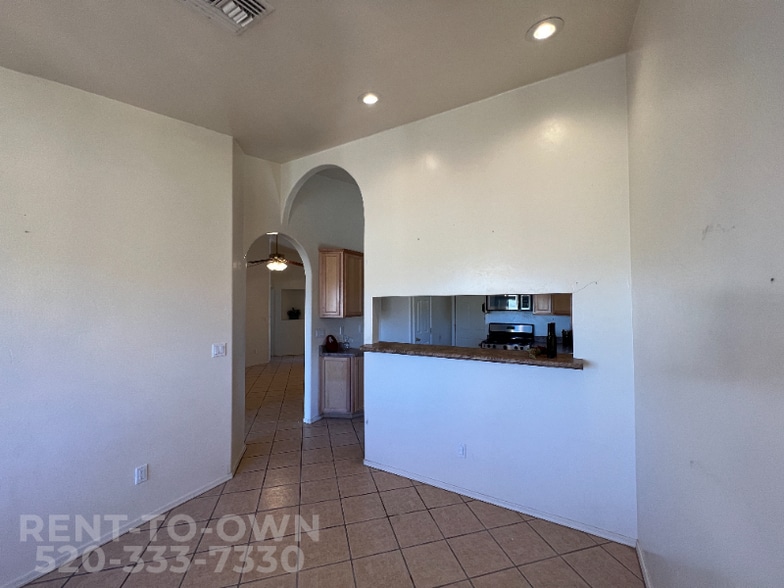 Building Photo - 1173 Calle Chaparral