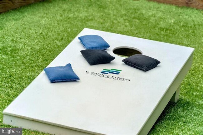 Building Photo - 6001 Hunt Ridge Rd