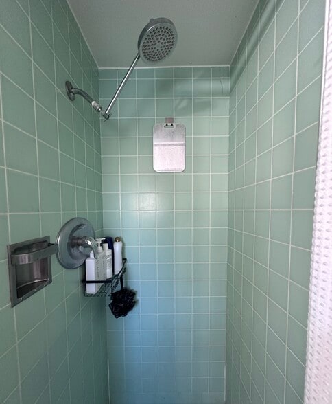 Building Photo - 1130 E Marshall Pl