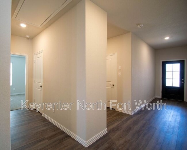 Building Photo - 2106 Dunbar Dr