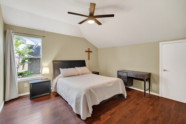 Building Photo - 42 N Arrow Canyon Cir