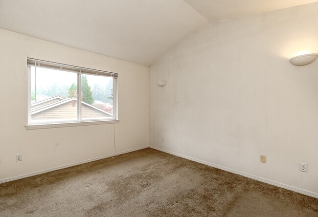 Building Photo - 12805 169th St Ct E