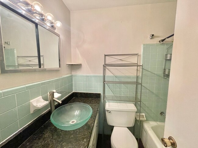 Building Photo - 314 Cardinal Ct