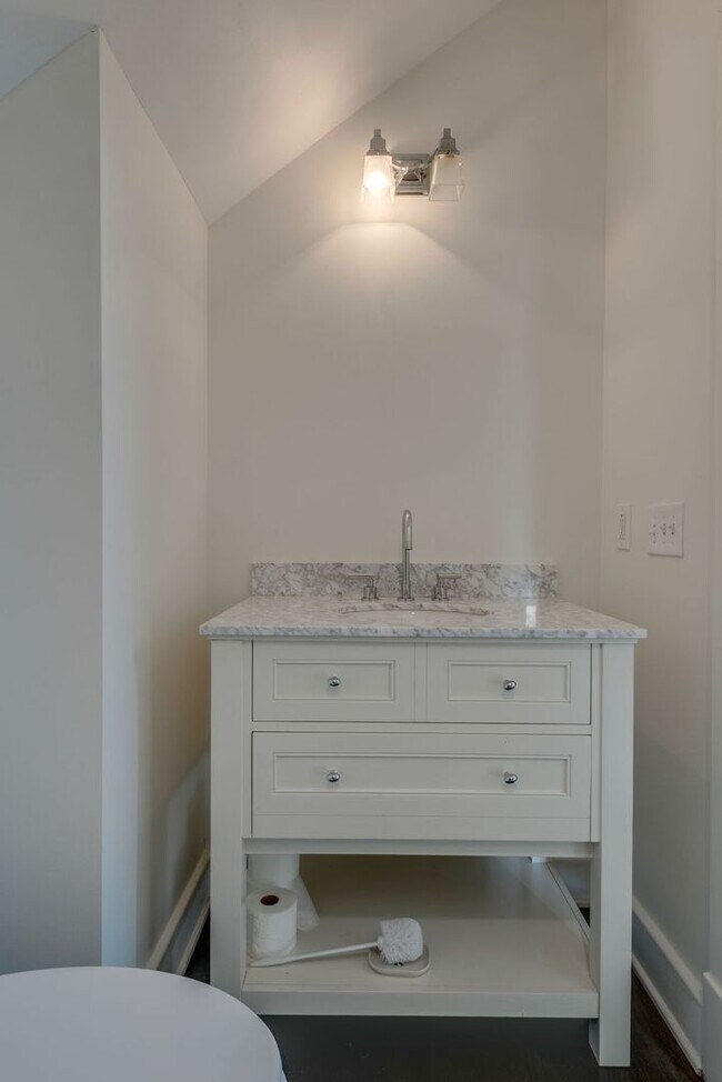 Building Photo - Welcome home to this historic stunner on o...