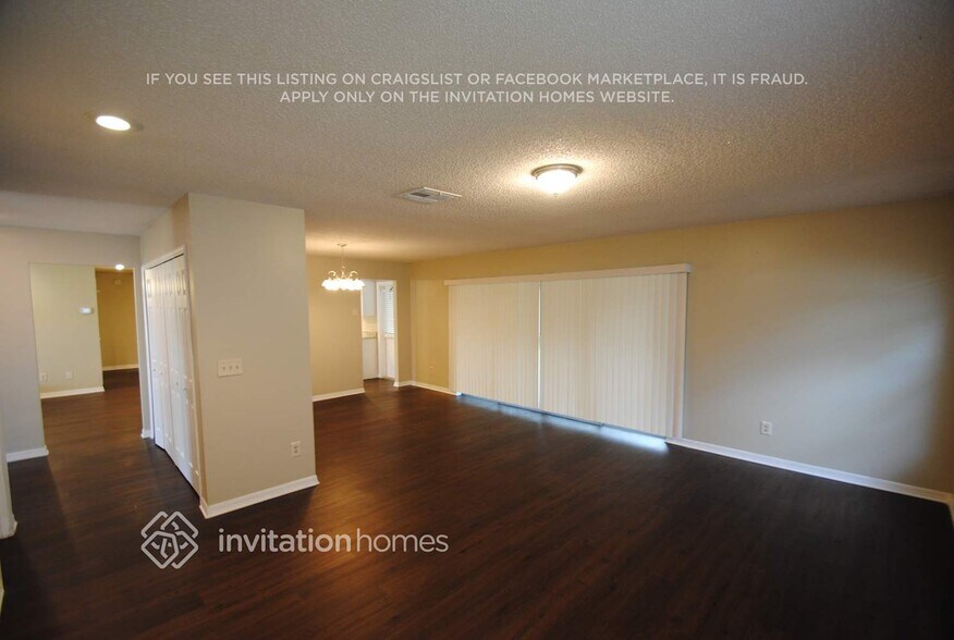 Building Photo - 805 Big Buck Cir