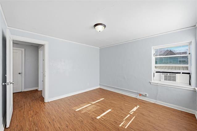 Building Photo - 305 W Morton St