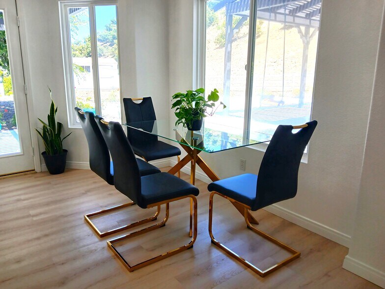 Building Photo - 43605 Los Gatos Rd