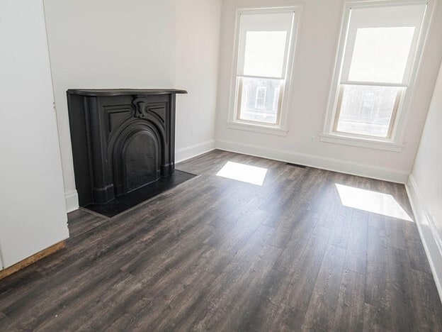 Bedroom - 468 W McMicken Ave