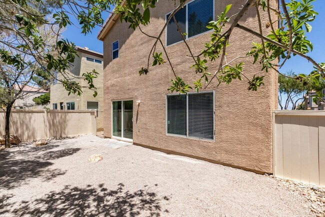 Building Photo - 8433 Spencer Canyon St