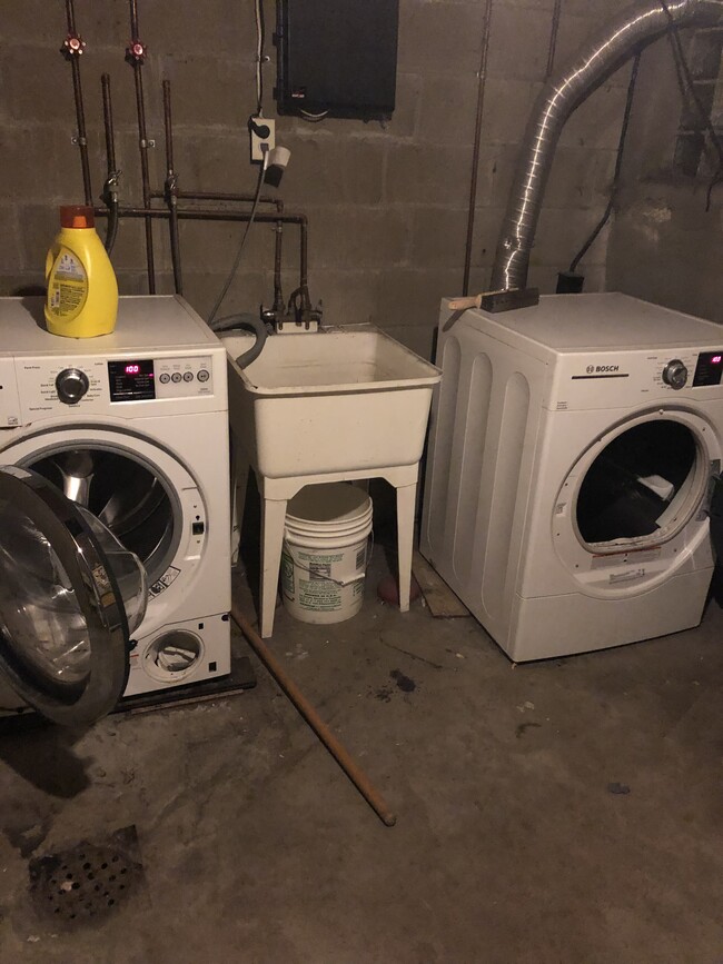 Laundry in basement - 4738 Friendship Ave