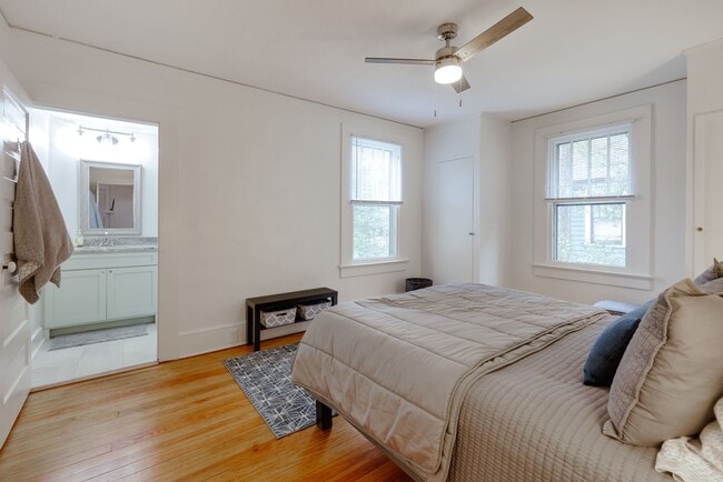 Building Photo - 150 Hall St