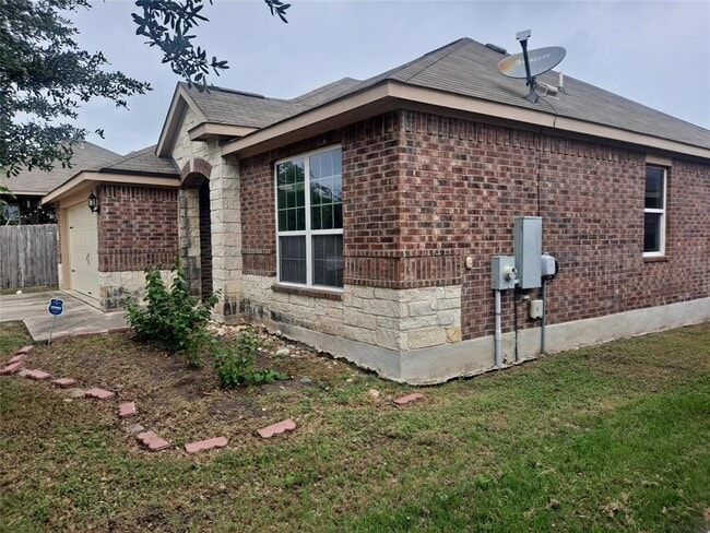 Building Photo - 19208 Freedom Hill Ln