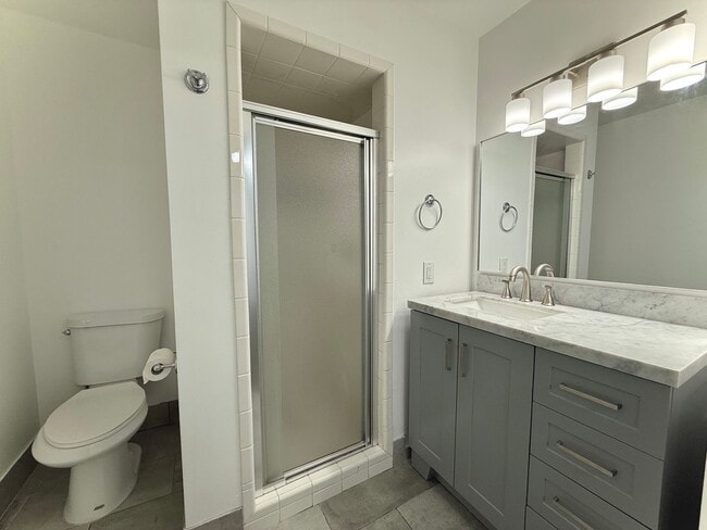 Building Photo - 3 Bedroom Home in Holladay now available