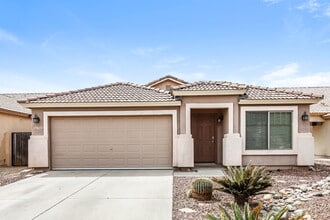 Building Photo - 2783 E Cowboy Cove Trail