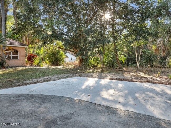 Building Photo - 3790 1st Ave NW