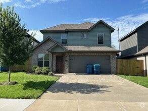 Building Photo - 3205 SW Hillstone Ave