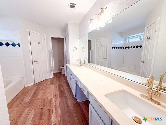 Building Photo - 5414 Williams Dr