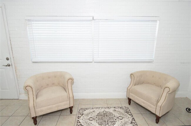 Building Photo - 156 146th Ave