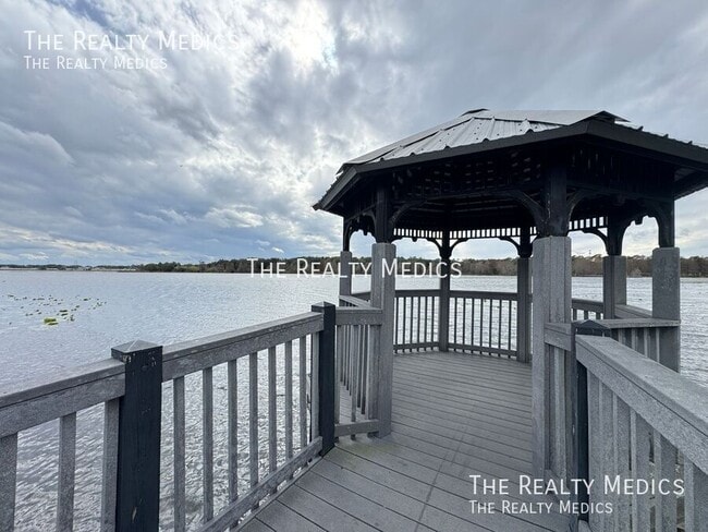 Building Photo - 6627 Queens Borough Ave