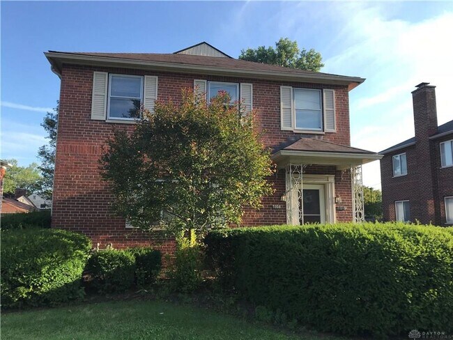 Building Photo - 1008-1010 W Dorothy Ln