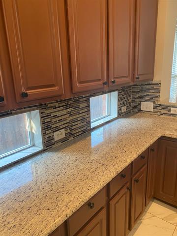 Building Photo - 9405 Preston Trail