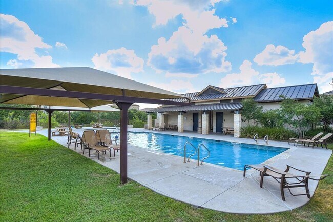 Building Photo - 696 Ledge Stone Dr
