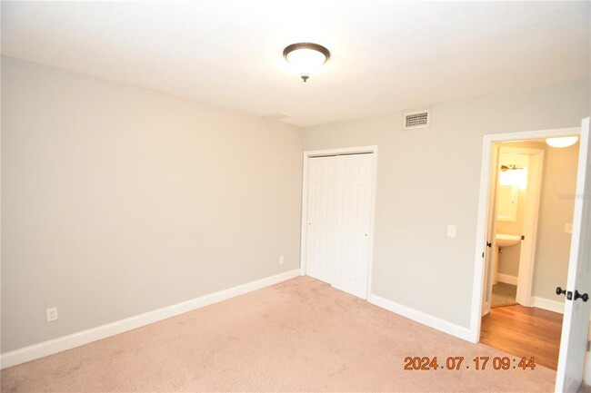 Building Photo - 1301 S Howard Ave
