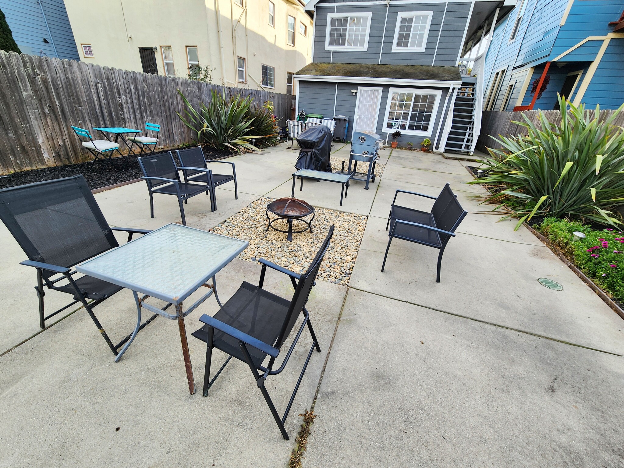 Building Photo - 1074 18th Street