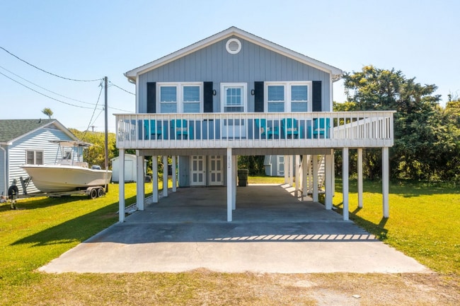 Building Photo - 122 Pelican Dr