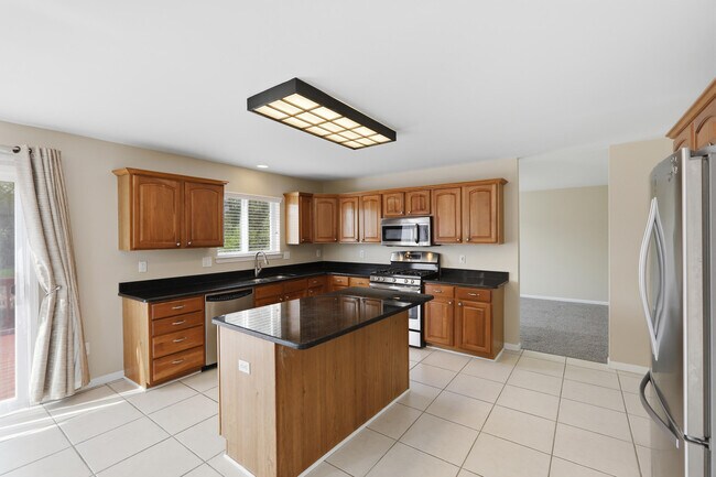 Building Photo - 26493 Isleworth Point