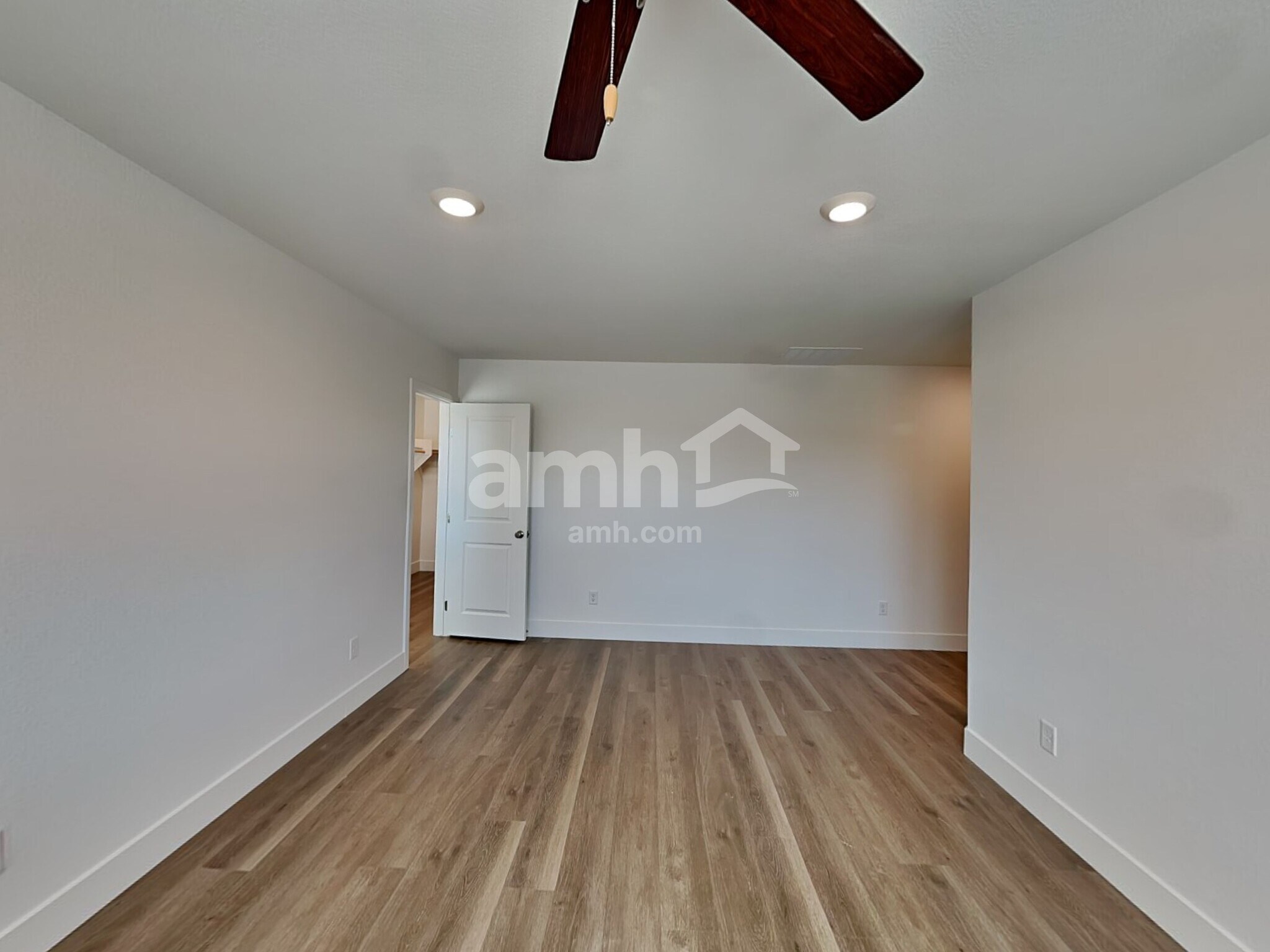 Building Photo - 11083 S Sanaco Ct