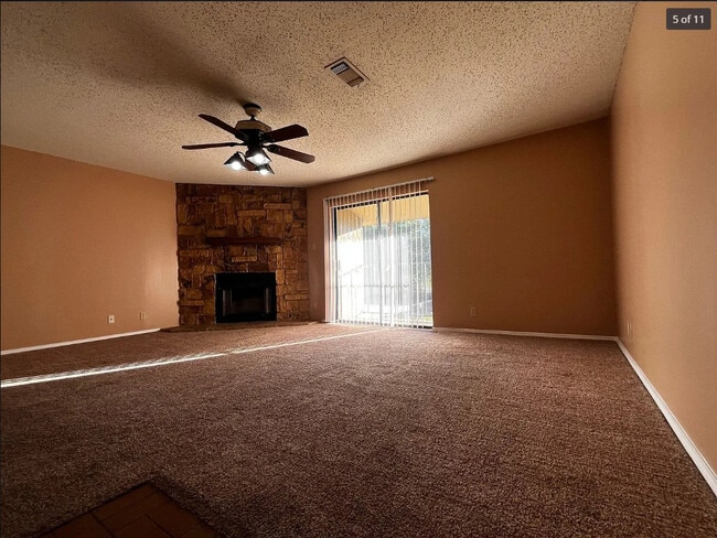 Building Photo - Huntington Place Apartments