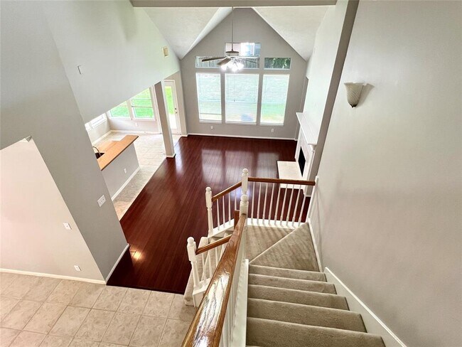 Building Photo - 22511 Parkvine Ln