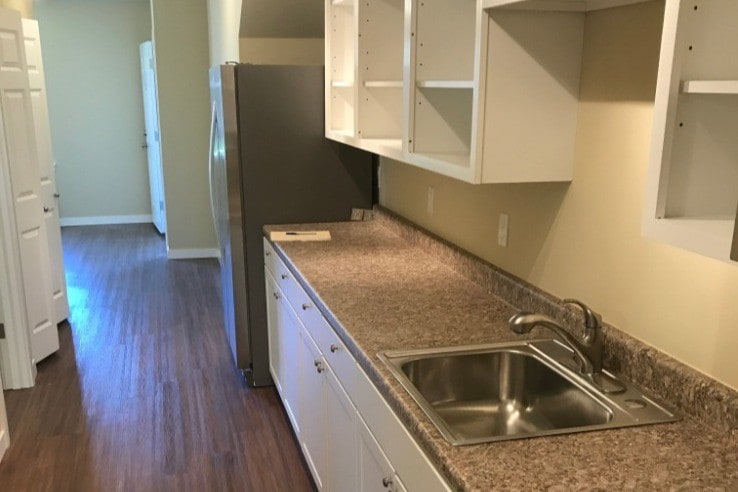 Kitchen - 540 27th Ave