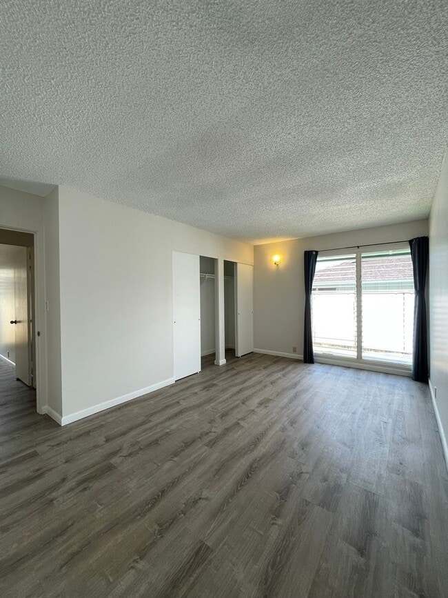 Building Photo - 282 Lunalilo Home Rd