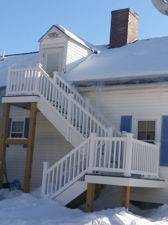 Building Photo - 5 Lake St