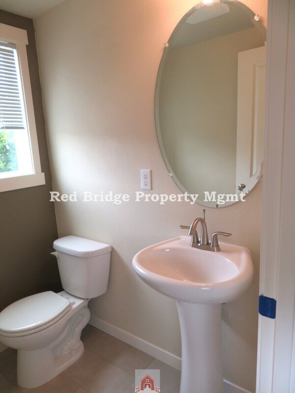 Building Photo - 28500 SW Villebois Dr N