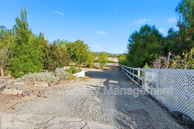 Building Photo - 30605 De Portola Rd