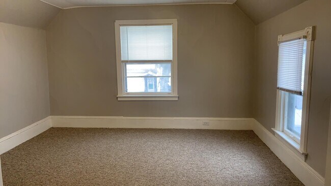 Building Photo - 1026 Williams St