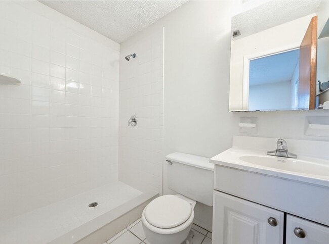 Building Photo - 3/2 Home in College Park