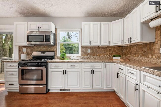 Building Photo - 95 Crown Hill Ct