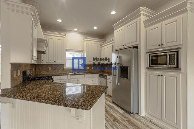 Building Photo - 3 Bed/2 Bath Home in Germantown School District