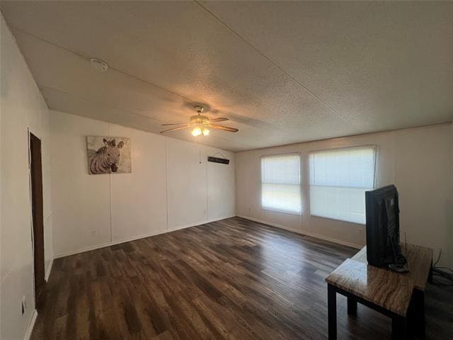 Building Photo - 120 Pine Ridge Cir