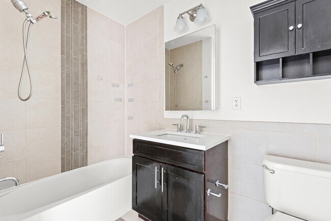 Building Photo - 3312 Hudson Ave