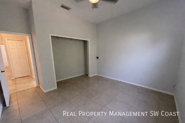 Building Photo - 816 Grand Rapids Blvd