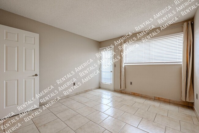 Building Photo - Check out this beautiful 2-bedroom, 2.5 ba...