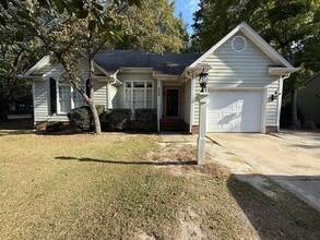 Building Photo - 1024 Laurens Way